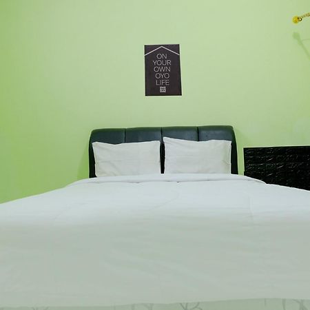 OYO Life 2508 Alba Suites Homestay Tulungagung Exterior foto