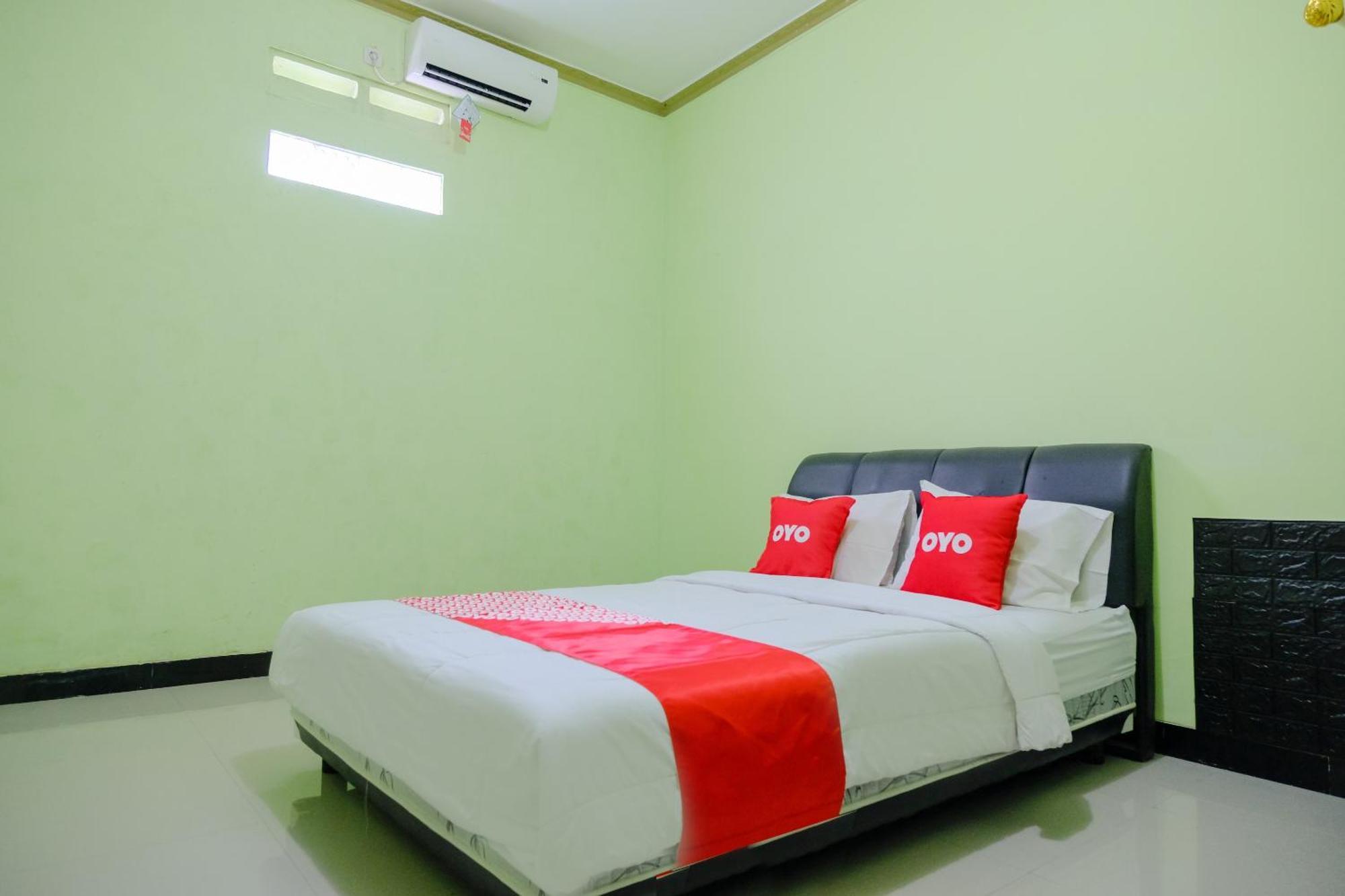 OYO Life 2508 Alba Suites Homestay Tulungagung Exterior foto