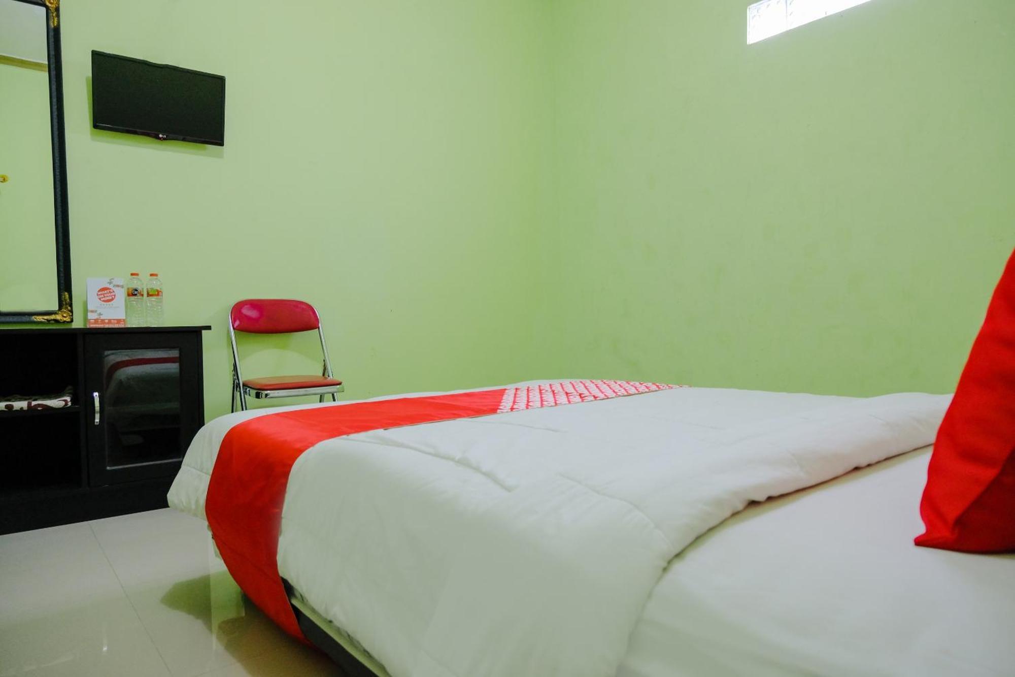 OYO Life 2508 Alba Suites Homestay Tulungagung Exterior foto