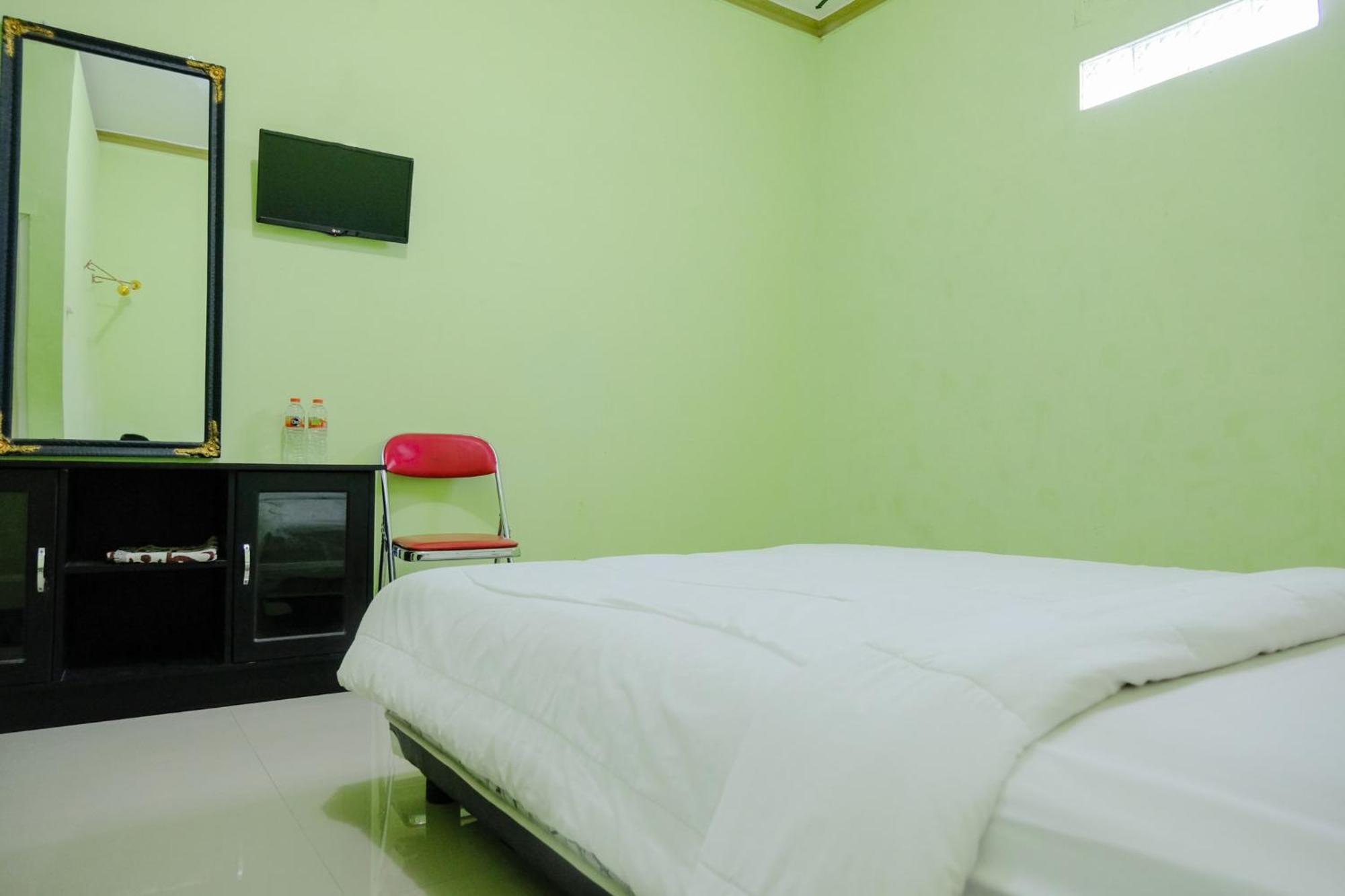 OYO Life 2508 Alba Suites Homestay Tulungagung Exterior foto